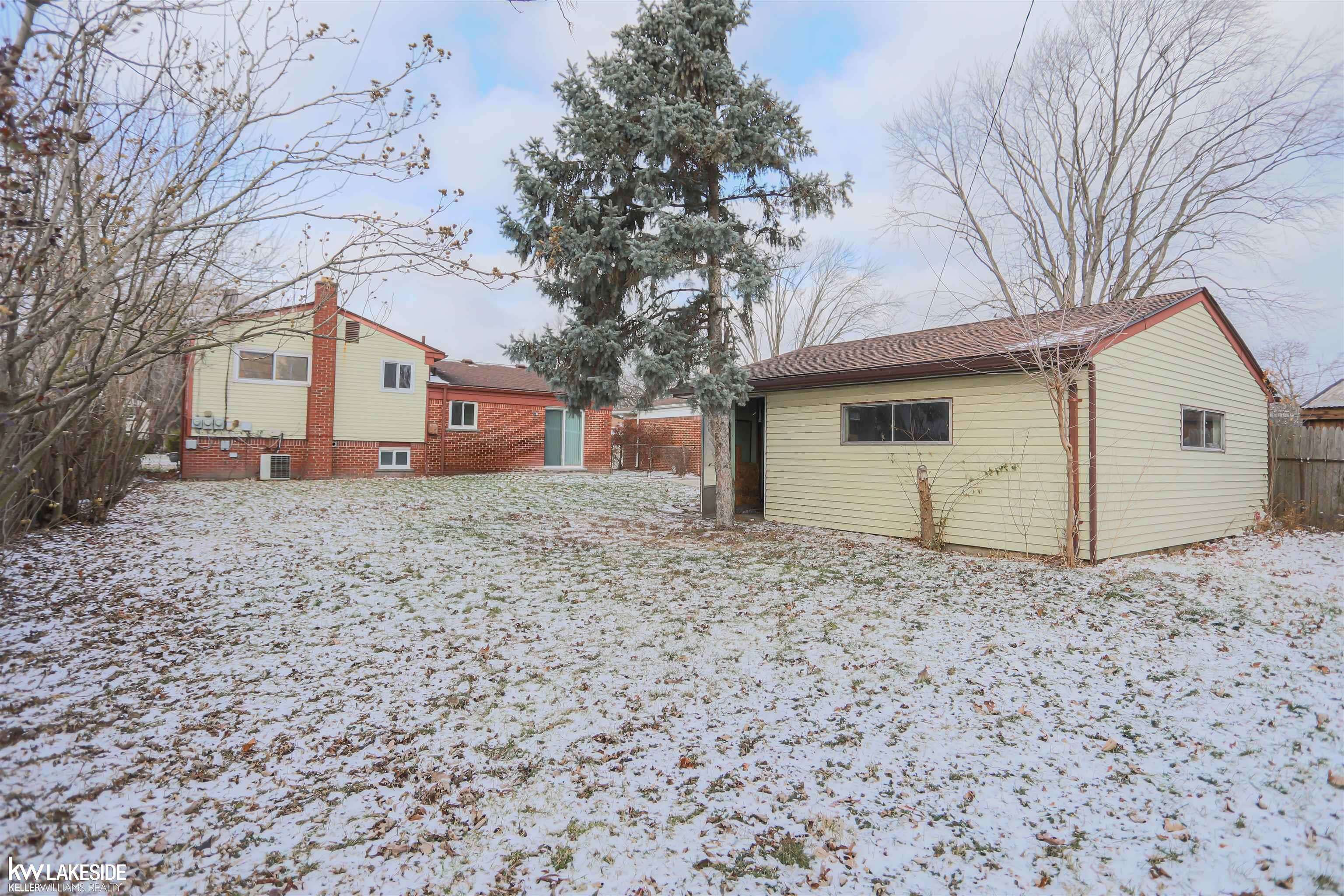 Warren, MI 48093,29766 Wagner AVE