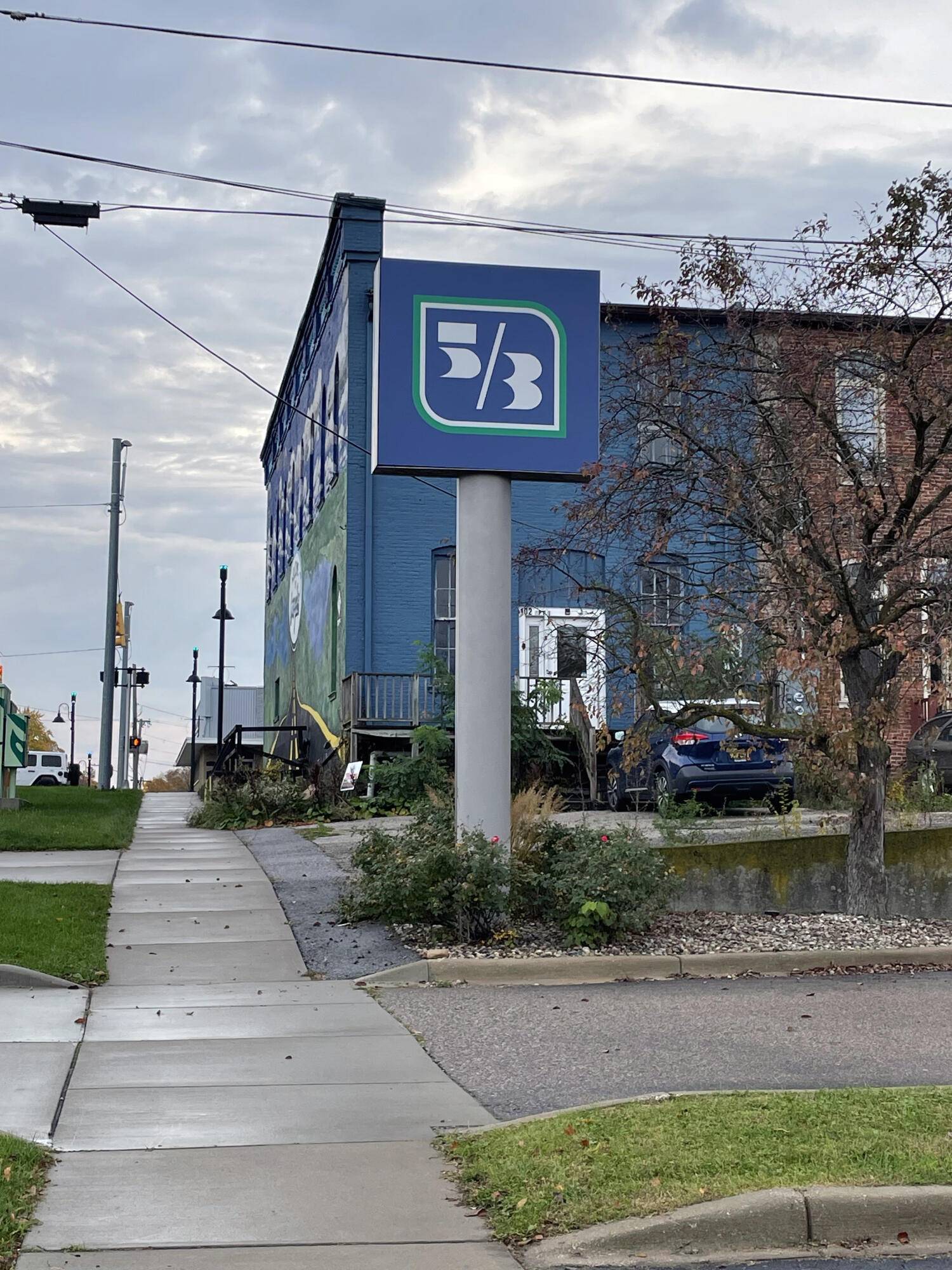 Cassopolis, MI 49031,116 S Broadway ST