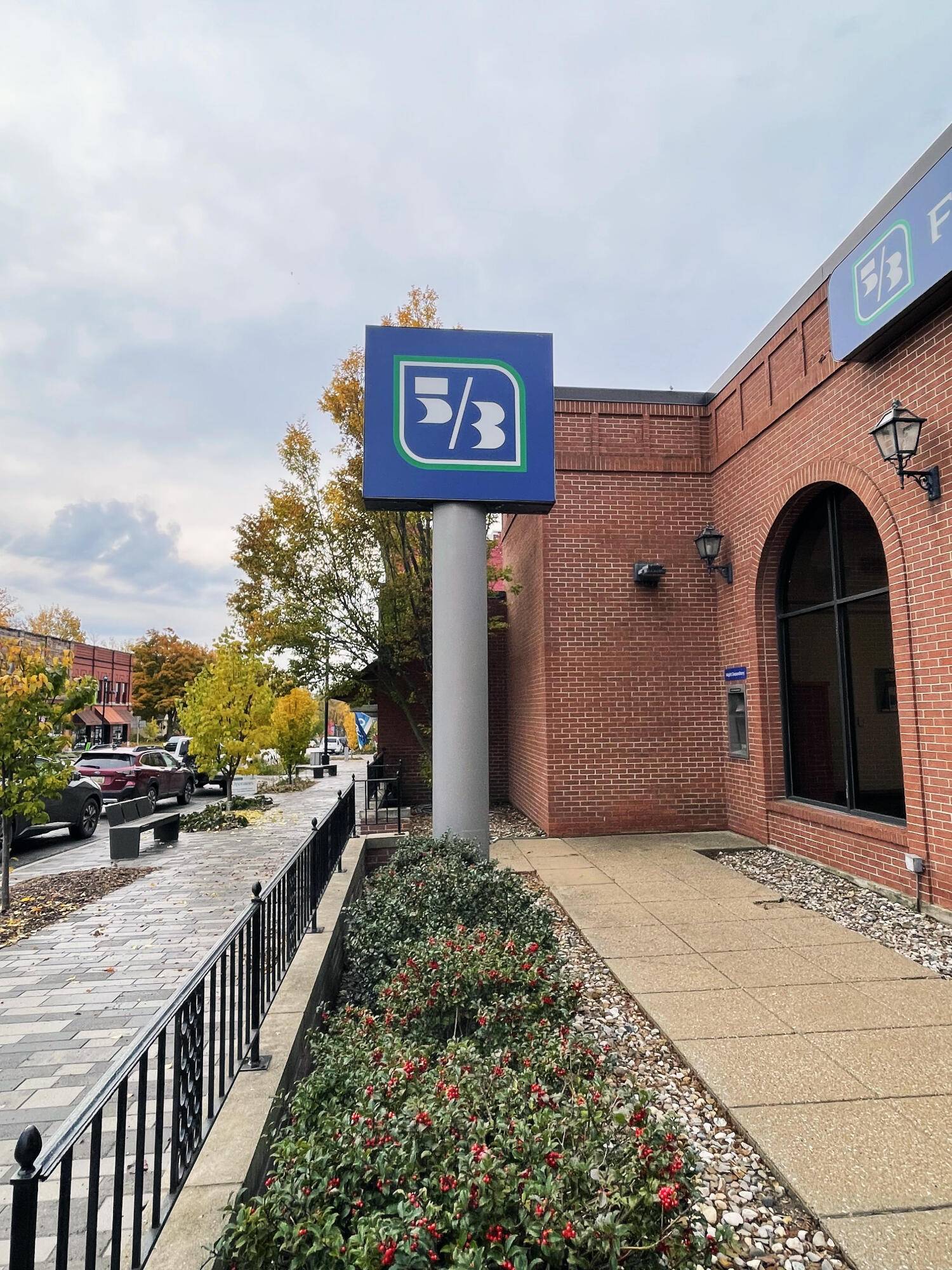 Cassopolis, MI 49031,116 S Broadway ST