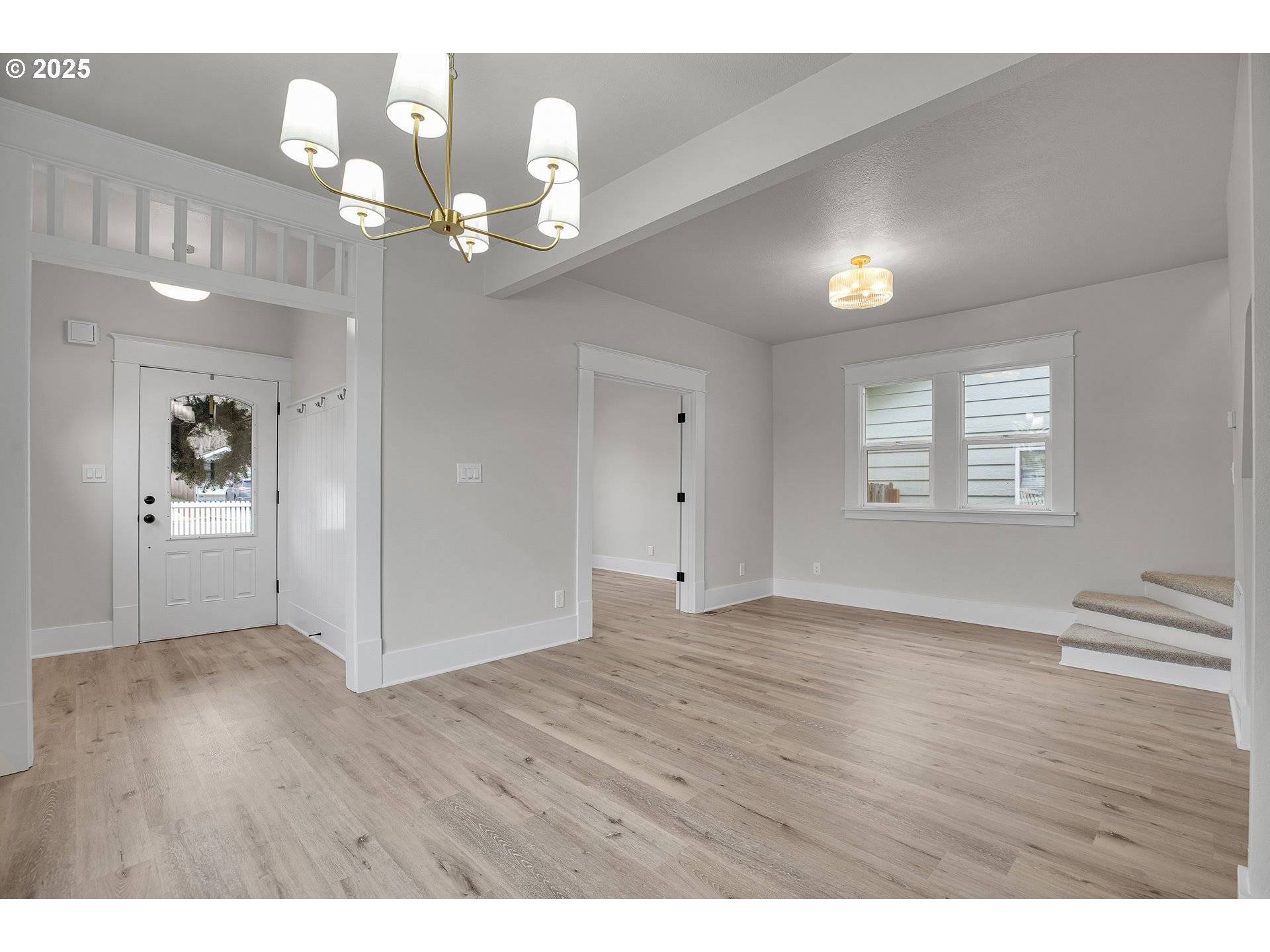 Estacada, OR 97023,209 SE CURRIN ST