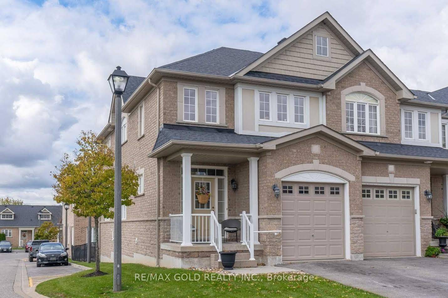 Oshawa, ON L1K 0L1,1070 Glenbourne DR #18