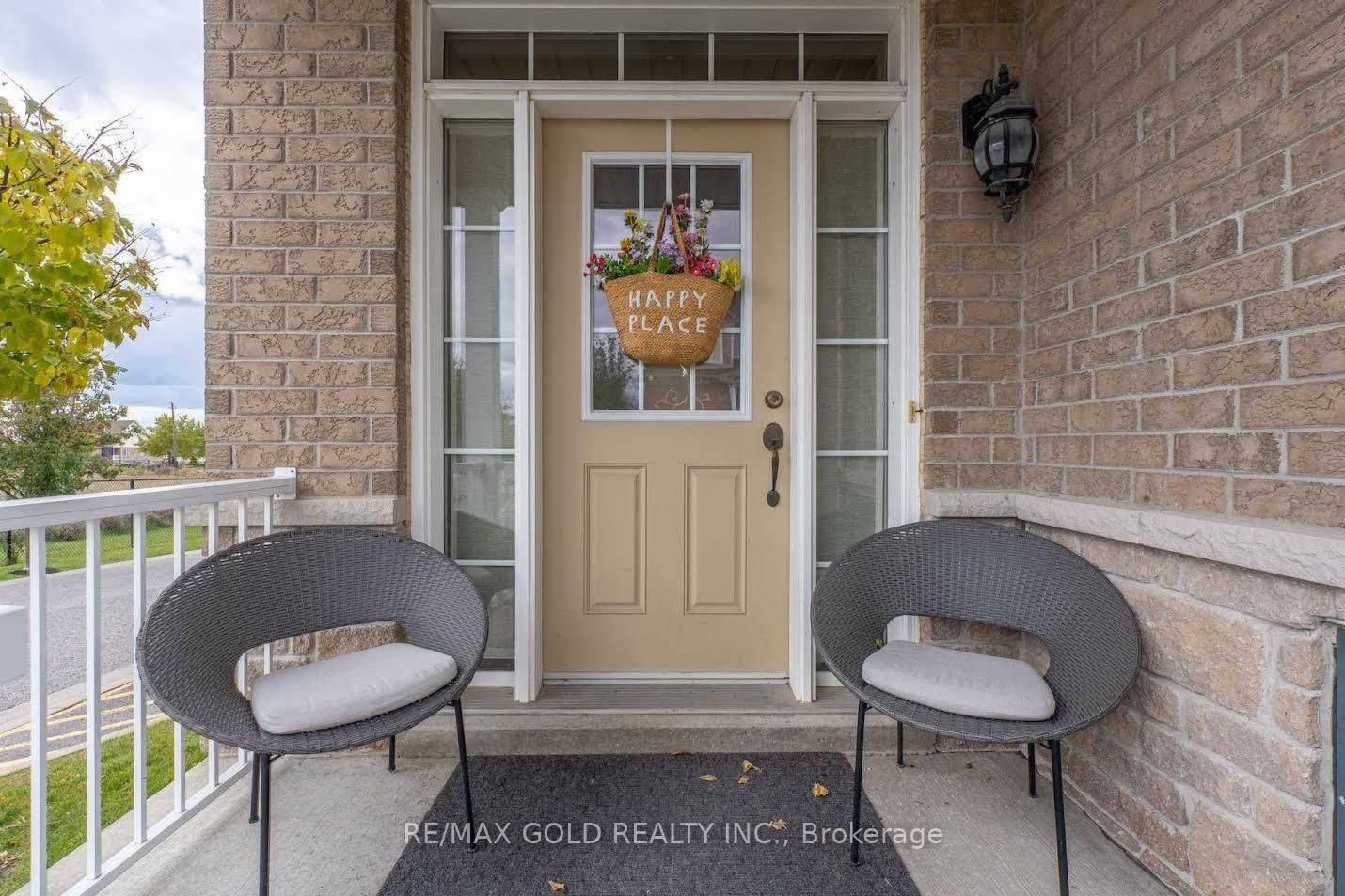 Oshawa, ON L1K 0L1,1070 Glenbourne DR #18