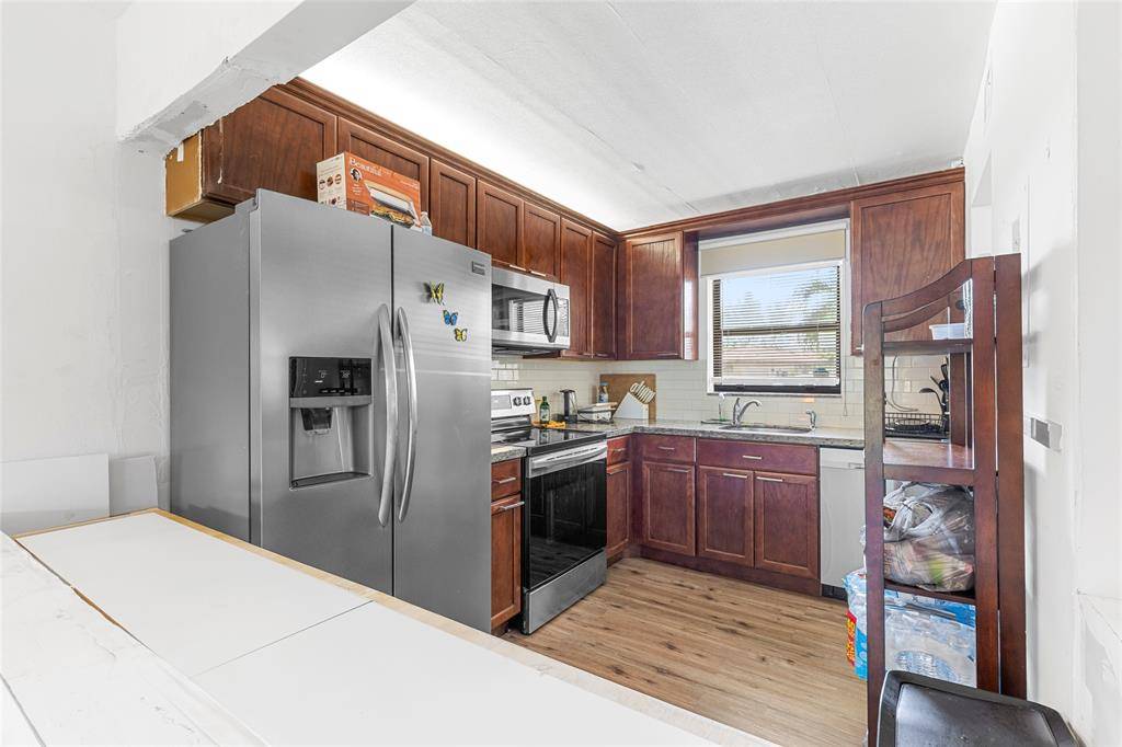 Boca Raton, FL 33433,21902 Lake Forest Cir #101