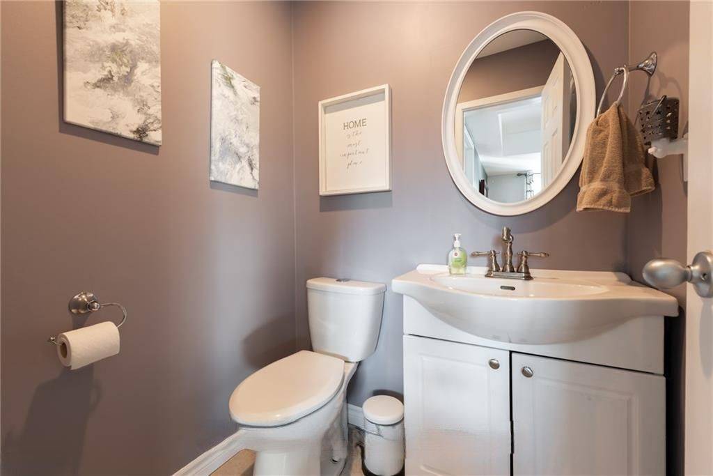 Barrie, ON L4N 8E5,141 Athabaska RD