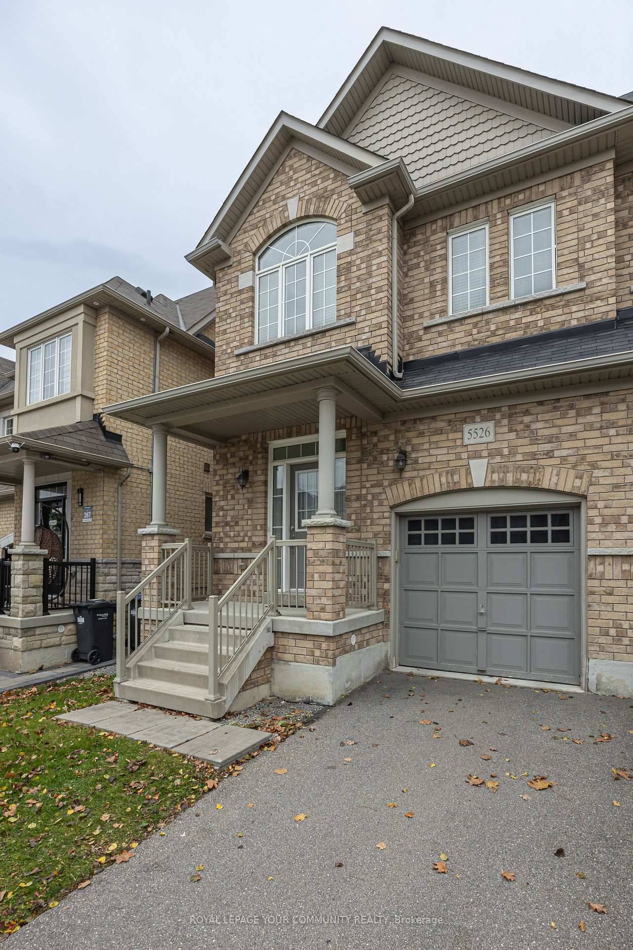 Mississauga, ON L5M 0V1,5526 Meadowcrest AVE