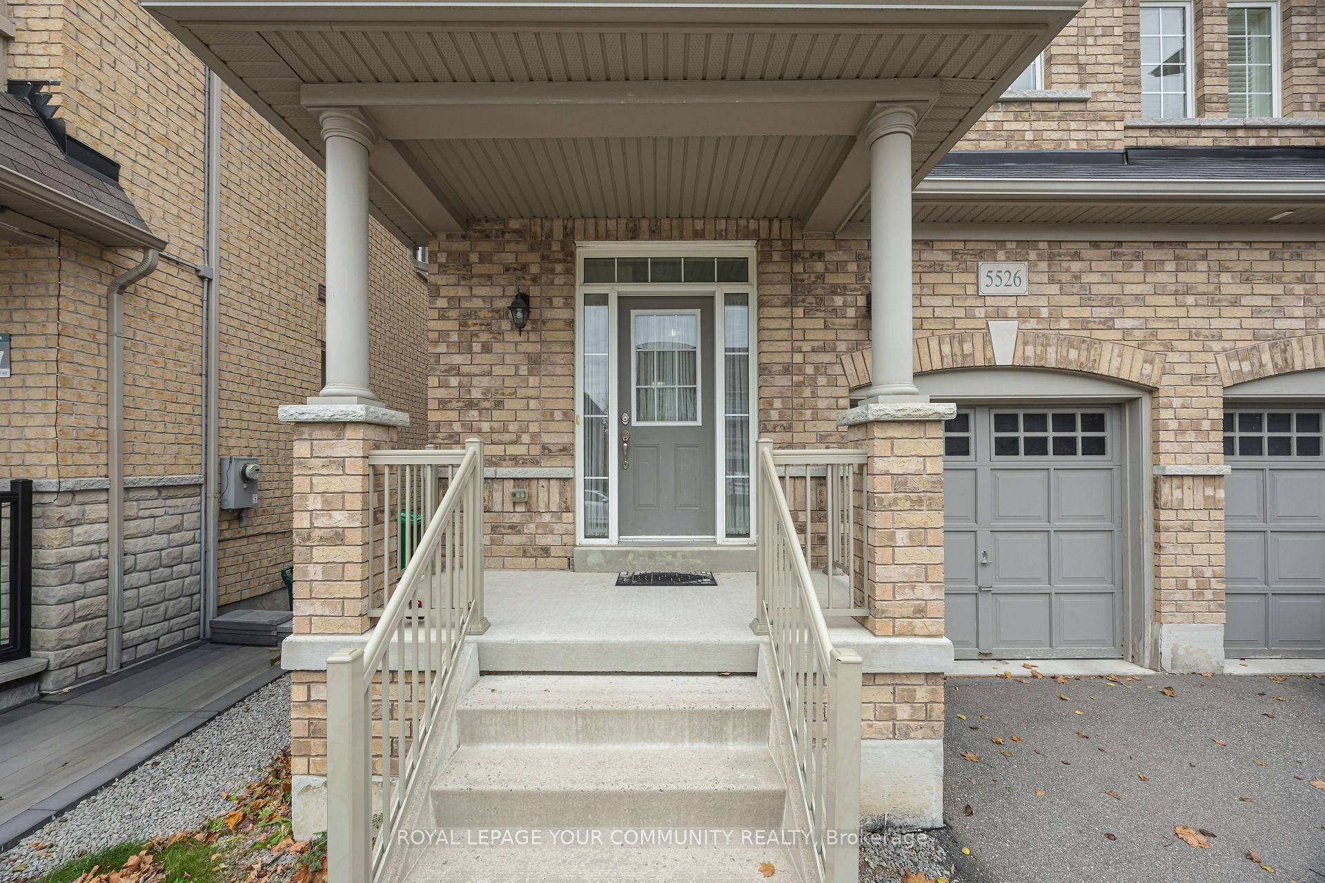 Mississauga, ON L5M 0V1,5526 Meadowcrest AVE