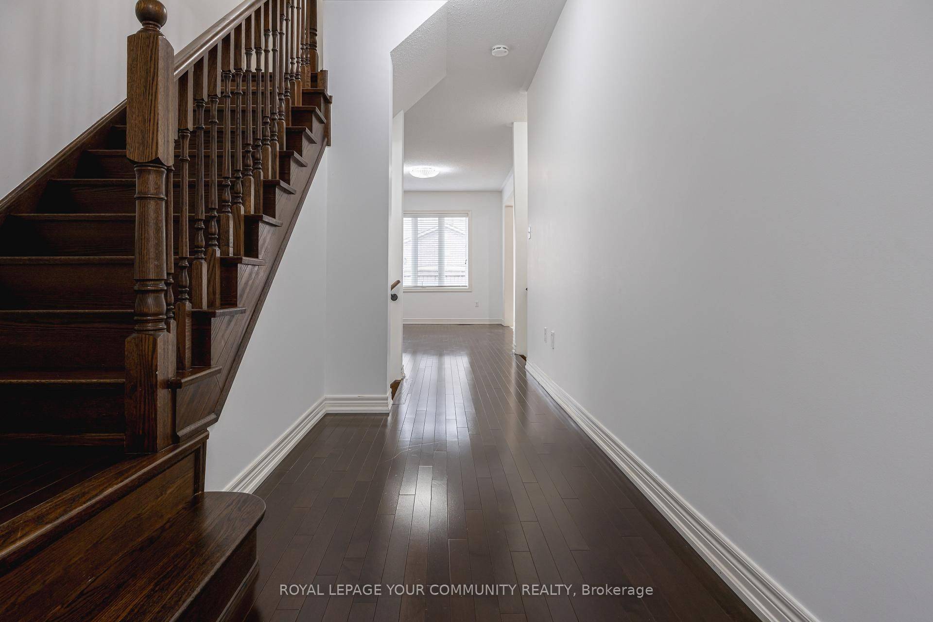 Mississauga, ON L5M 0V1,5526 Meadowcrest AVE