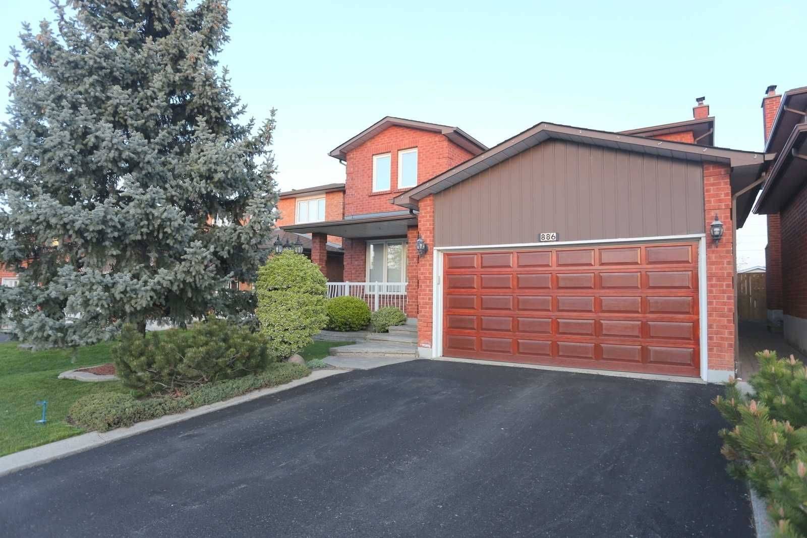 Mississauga, ON L4W 4S8,886 Wetherby LN