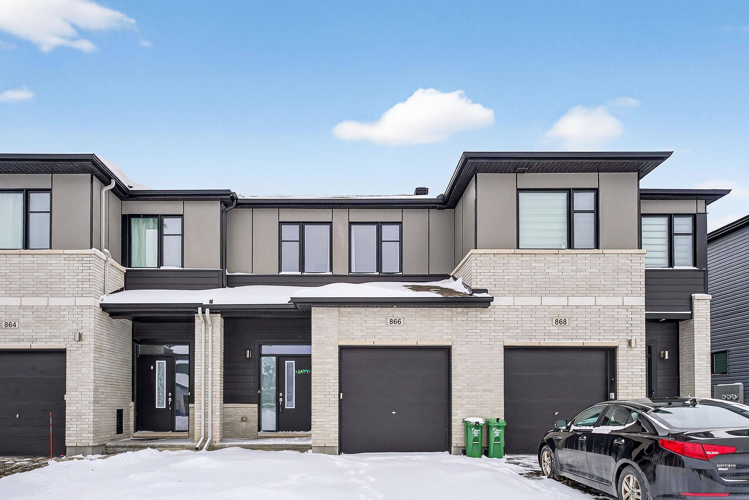 Kanata, ON K2V 0P5,866 Paseana PL