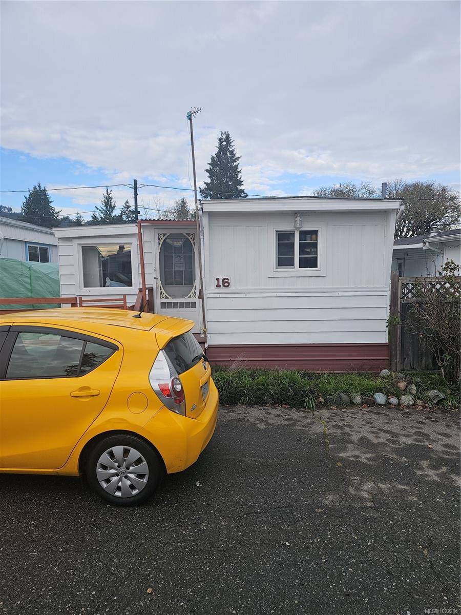 Langford, BC V9B 4C9,2780 Spencer Rd #16