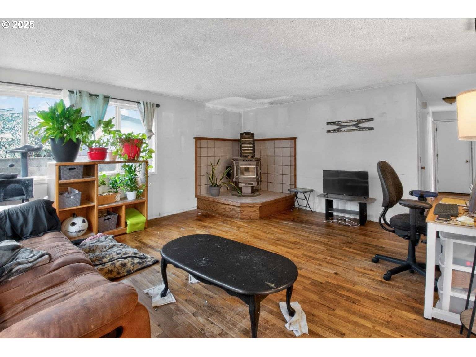 Coos Bay, OR 97420,550 N WASSON ST