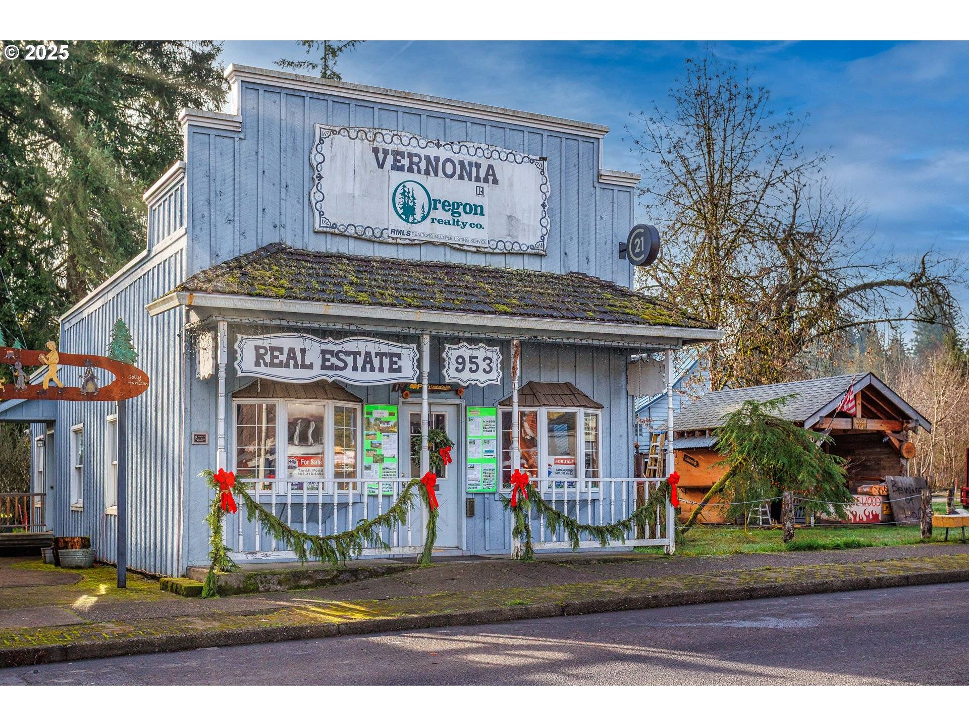 Vernonia, OR 97064,953 BRIDGE ST