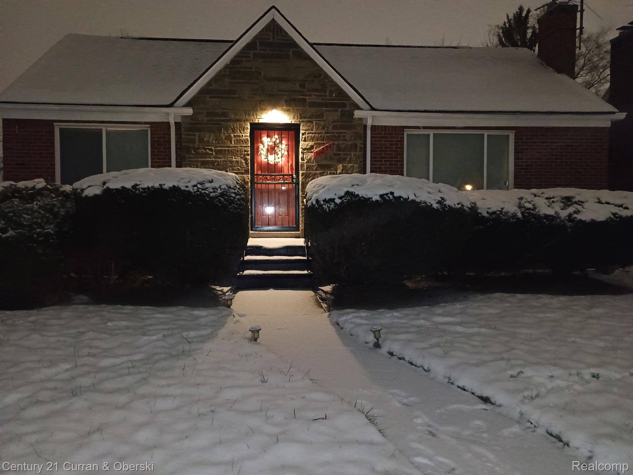 Detroit, MI 48205,11294 Engleside ST