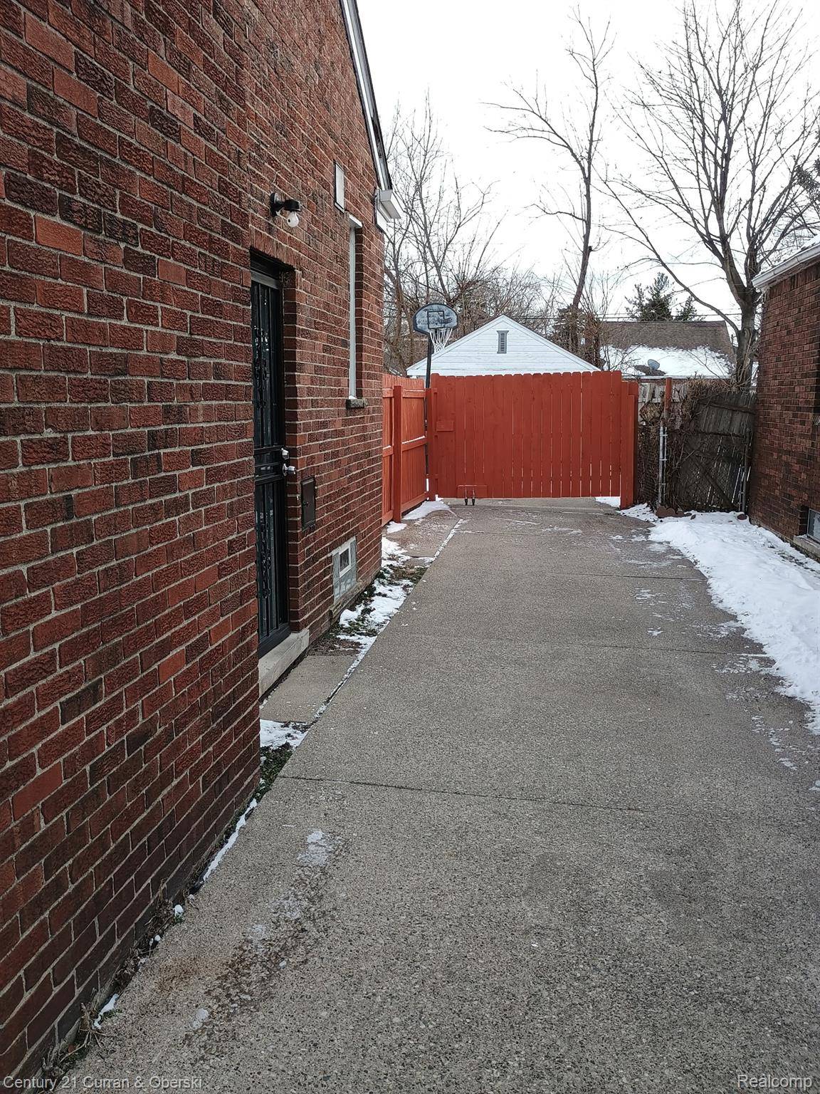 Detroit, MI 48205,11294 Engleside ST