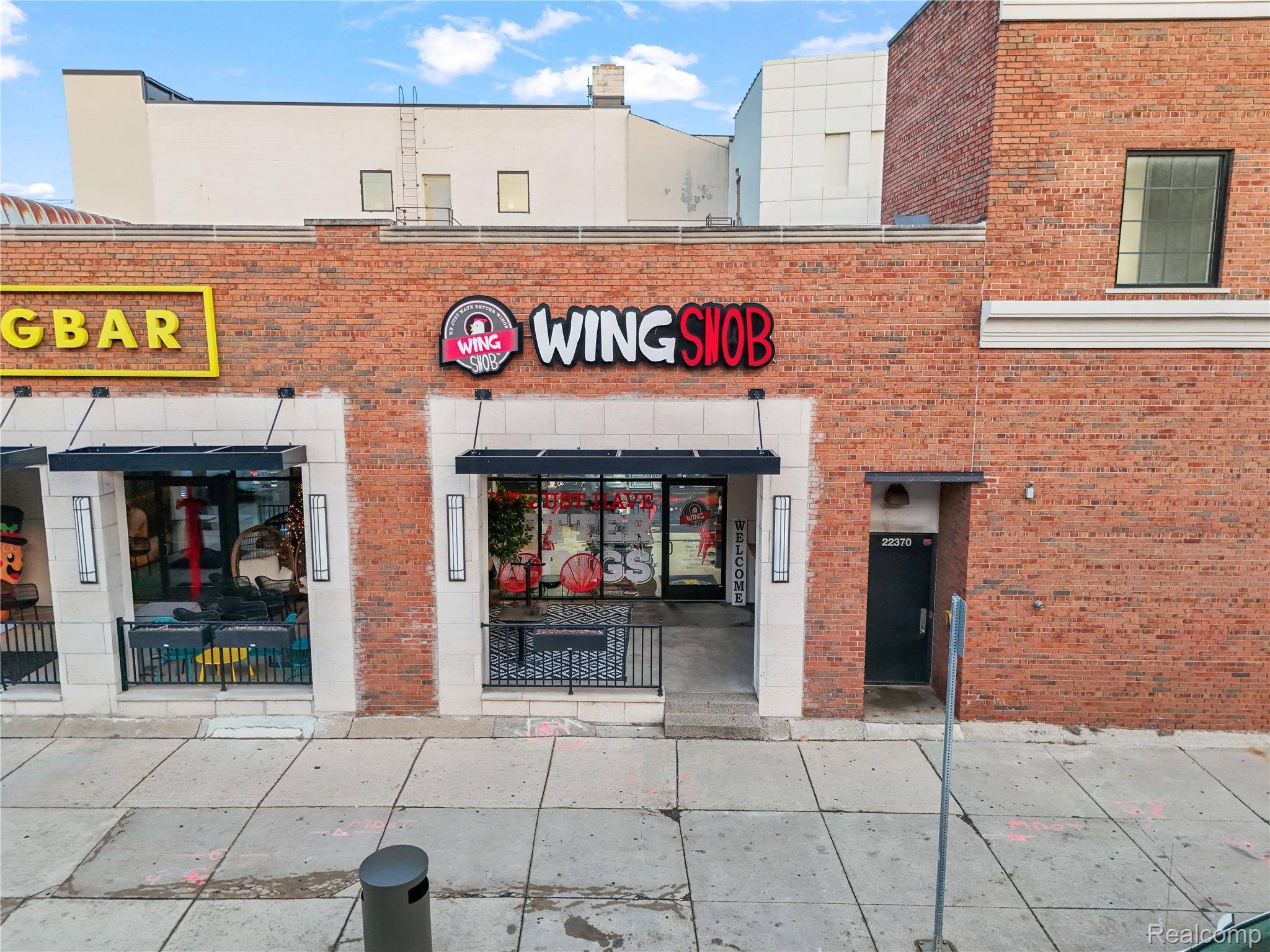 Dearborn, MI 48124,22370 Michigan AVE #F