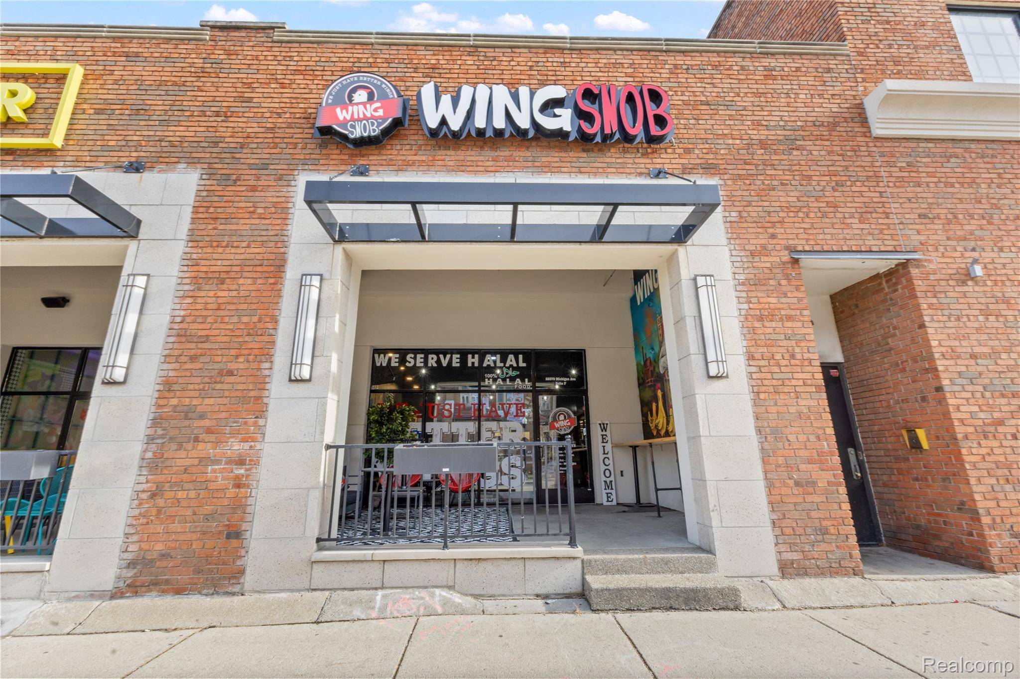 Dearborn, MI 48124,22370 Michigan AVE #F