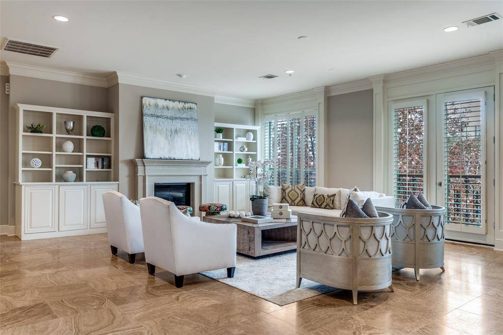 Dallas, TX 75225,6605 Bandera Avenue #3A