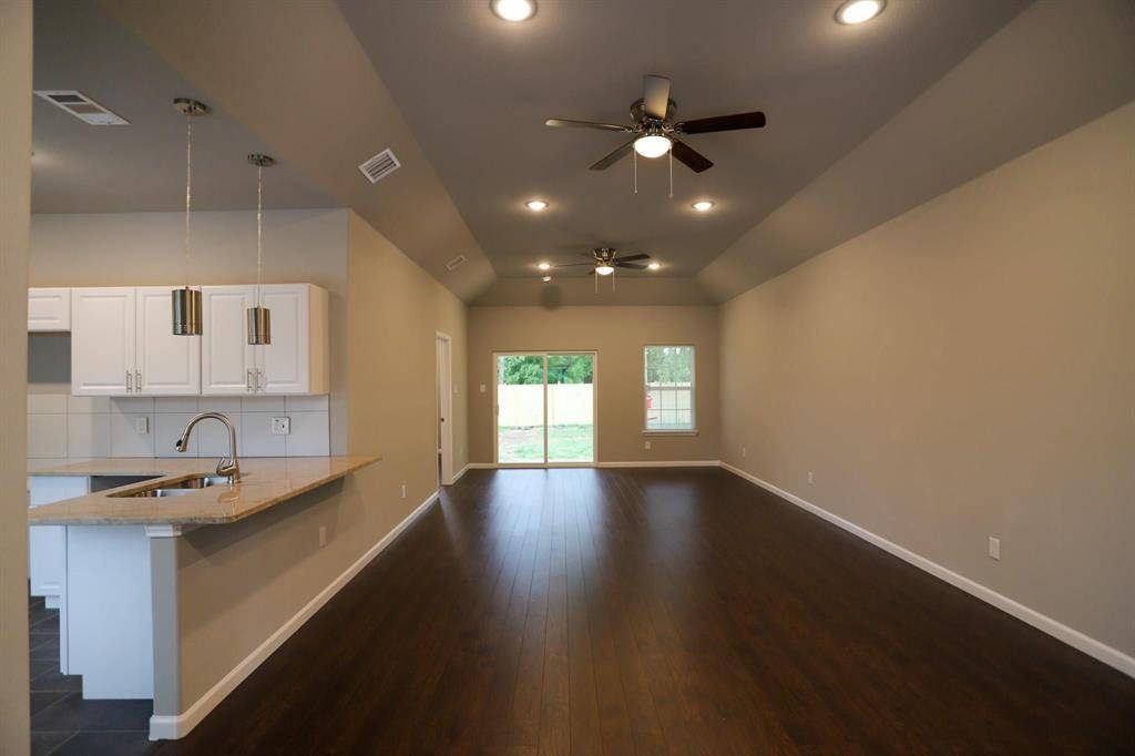 Fort Worth, TX 76104,1436 E Baltimore Avenue