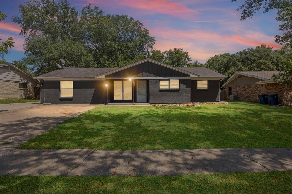 Ennis, TX 75119,2410 Linda Drive