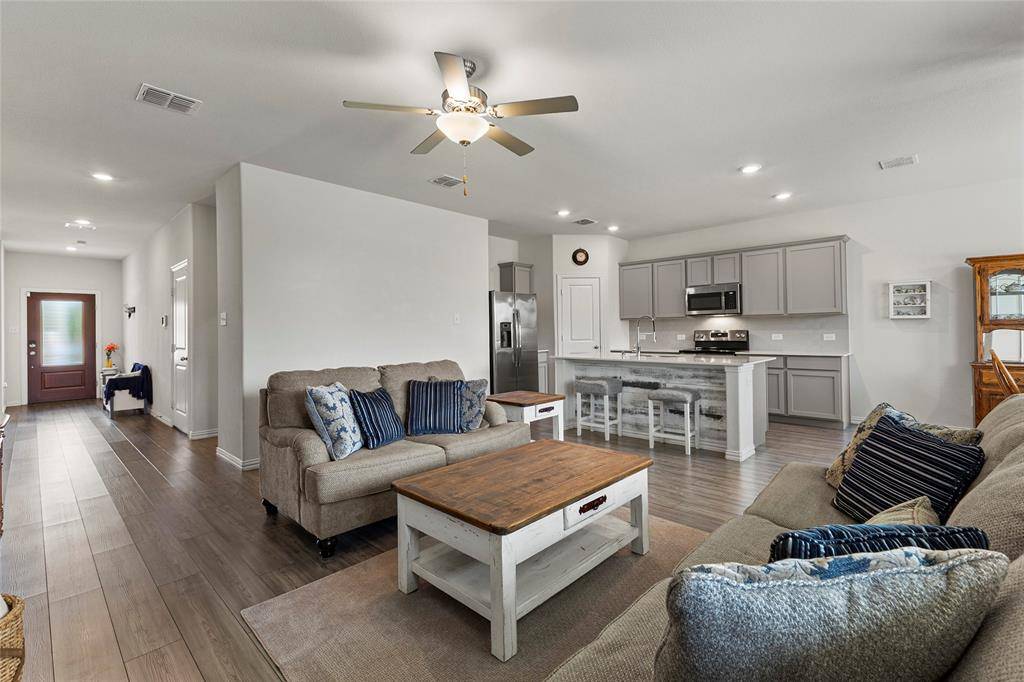 Princeton, TX 75407,4925 Woodloch Drive