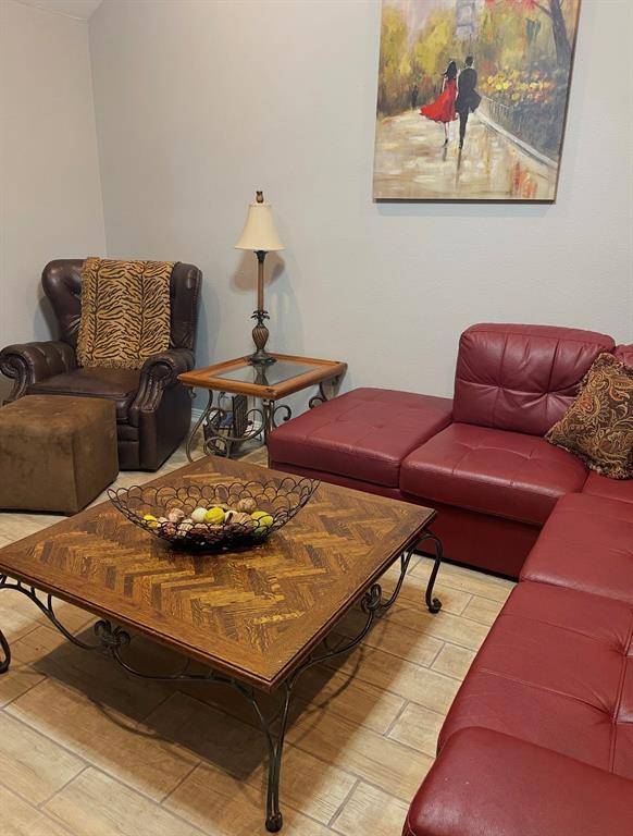 Denison, TX 75020,104 Lum Lane