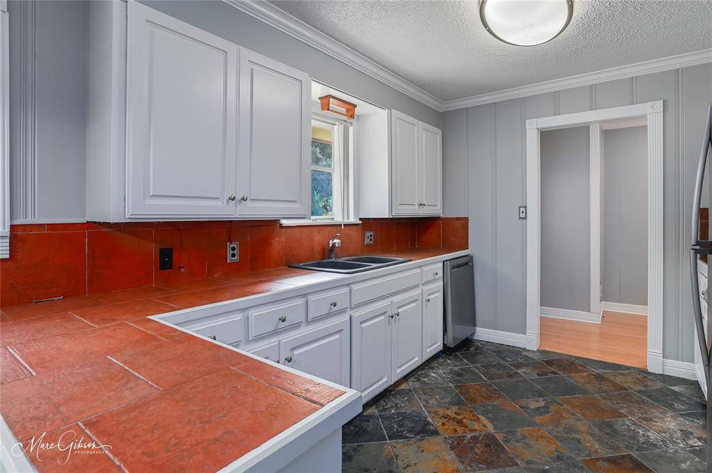 Shreveport, LA 71118,8908 Acacia Lane