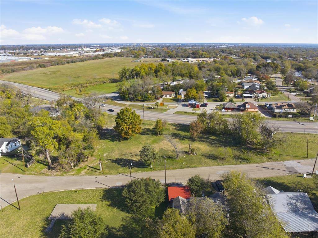 Waco, TX 76711,105, 107, 109, 111 Victory Drive