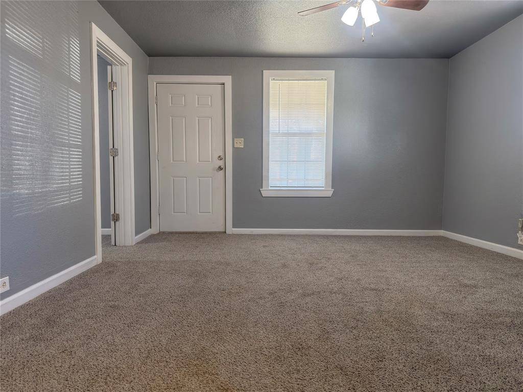 Weatherford, TX 76086,310 W Russell Street