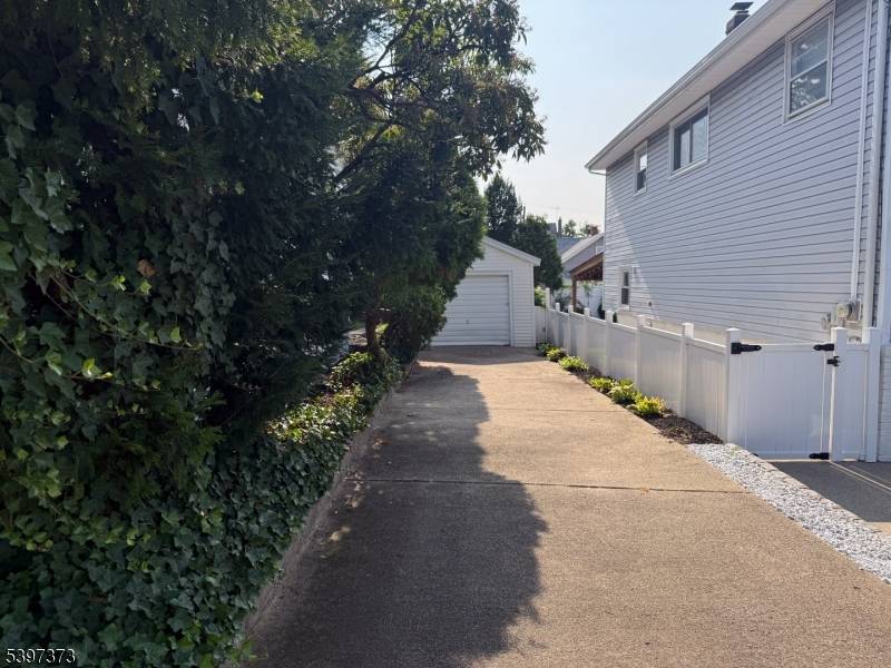 South River Boro, NJ 08882,5 David St