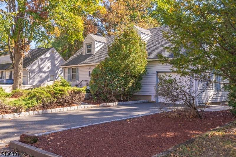 Plainfield City, NJ 07060,1208 Moffett Ave