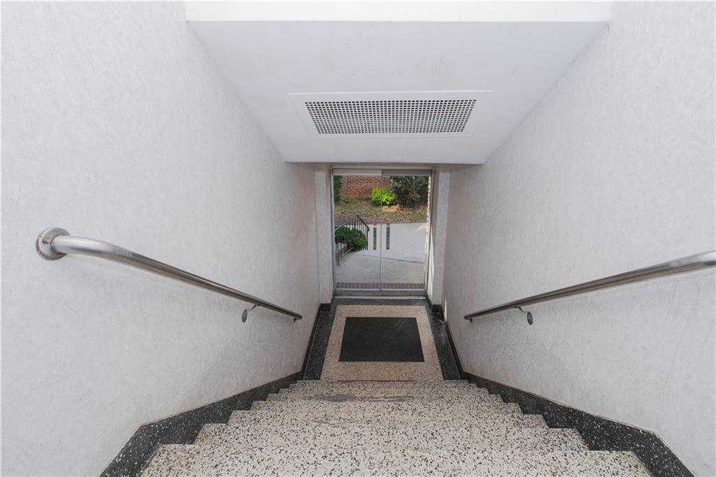 Brooklyn, NY 11209,7259 Shore RD #4L