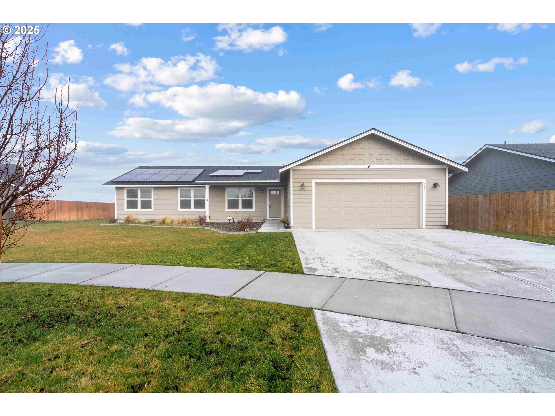 Boardman, OR 97818,205 SW EAGLE CT
