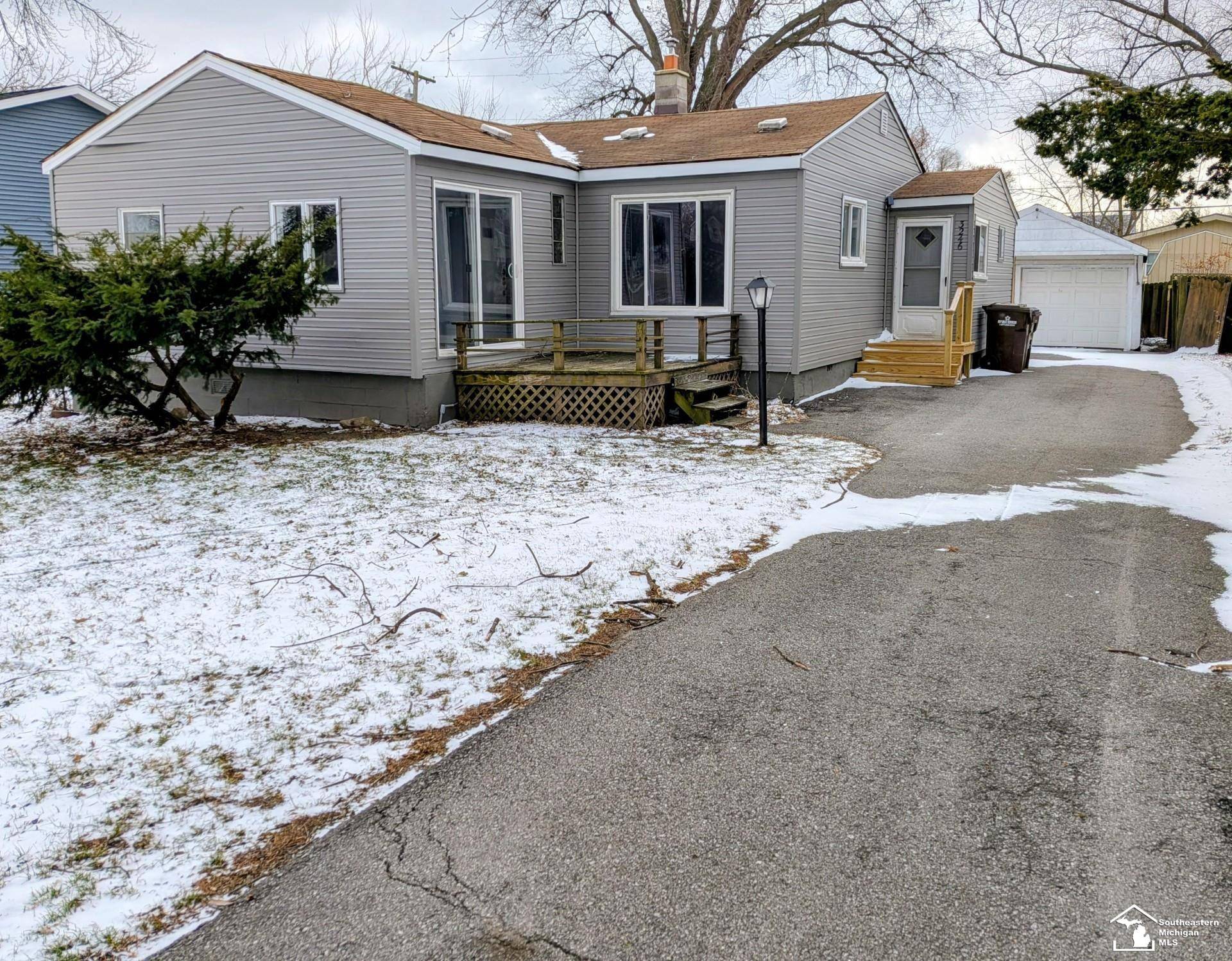 Monroe, MI 48162,3246 Navarre BLVD