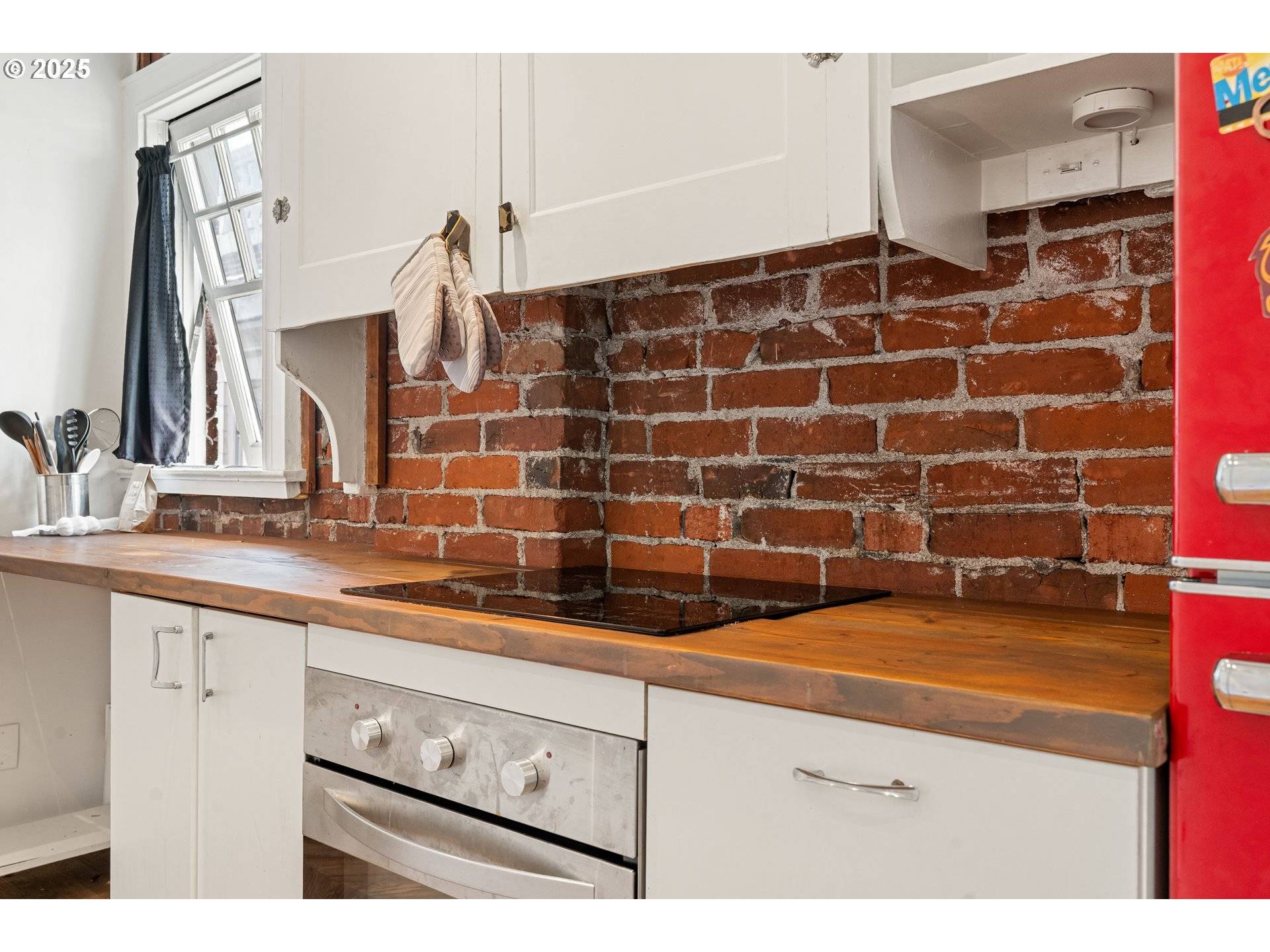 Portland, OR 97209,1811 NW COUCH ST #506