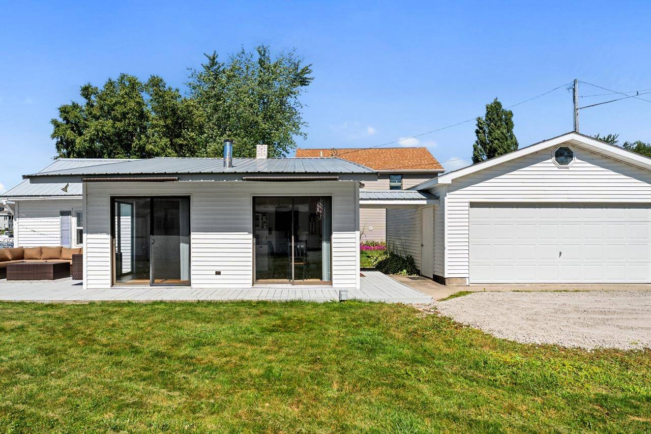 Au Gres, MI 48703,1878 S Riverside DR