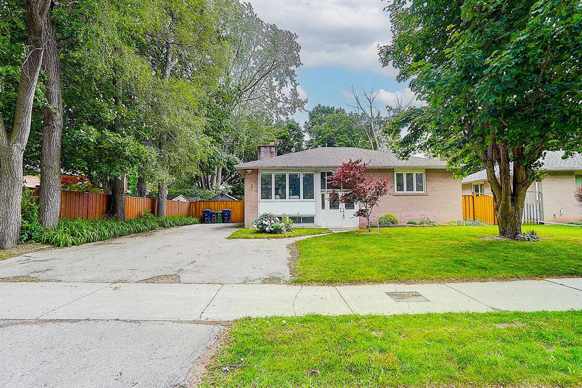 Toronto C13, ON M3A 3B6,55 Three Valleys DR