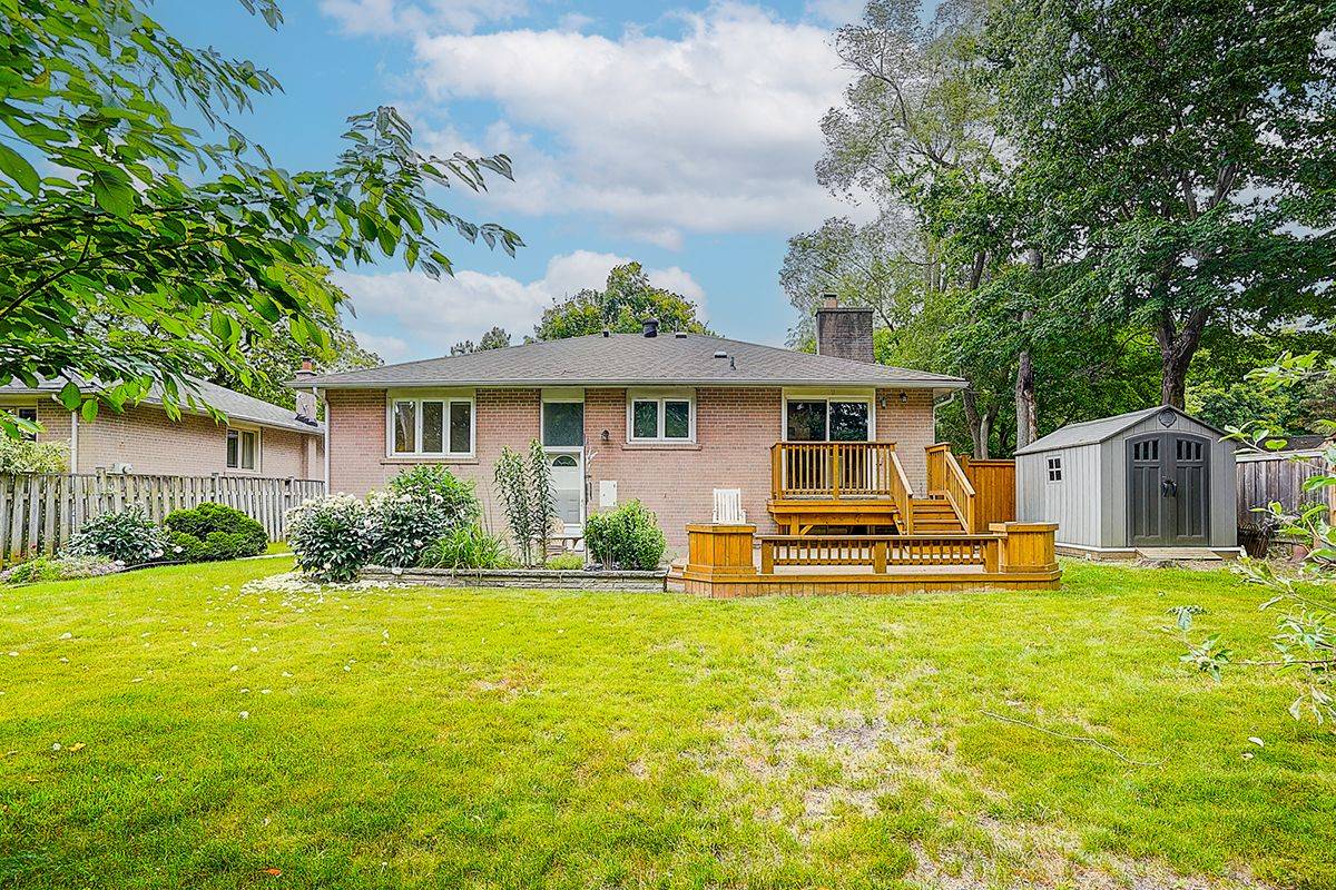 Toronto C13, ON M3A 3B6,55 Three Valleys DR