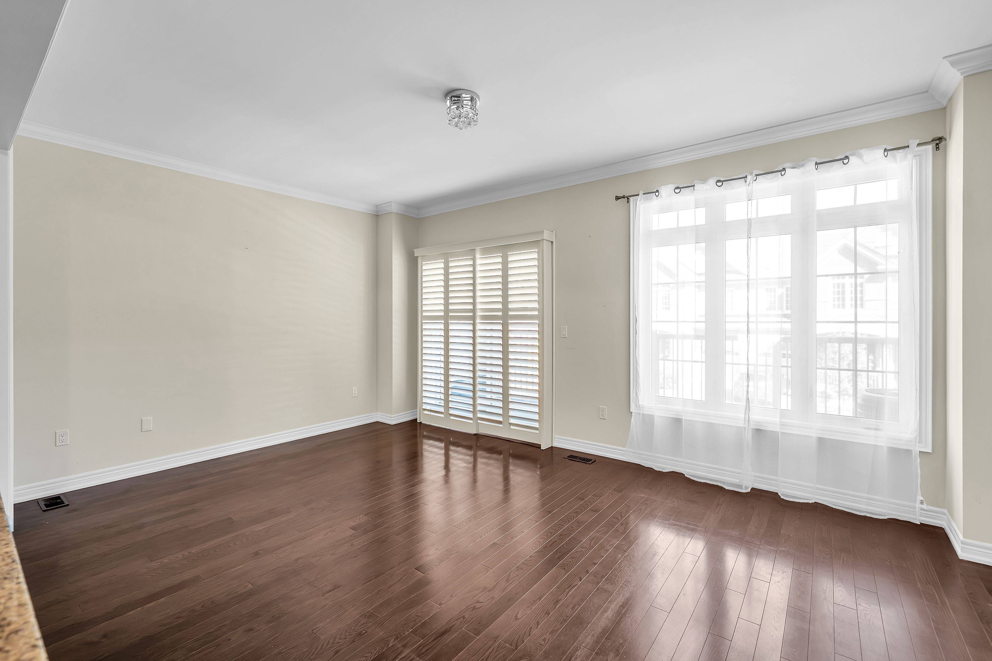 Clarington, ON L1B 0V6,14 Aldridge LN