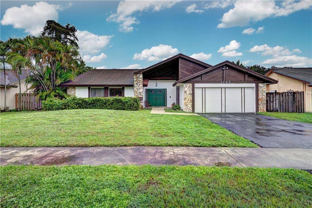 Lauderhill, FL 33319,7145 NW 49th Ct