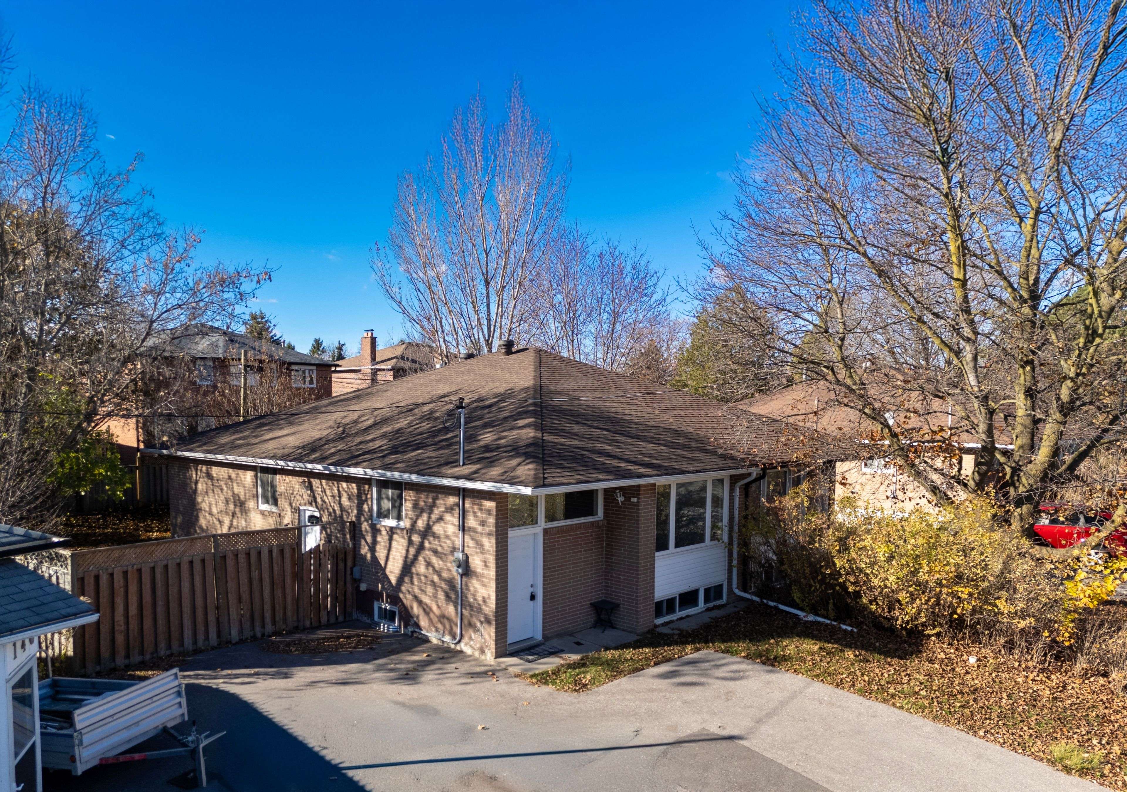 Newmarket, ON L3Y 2X7,144 Cherrywood DR
