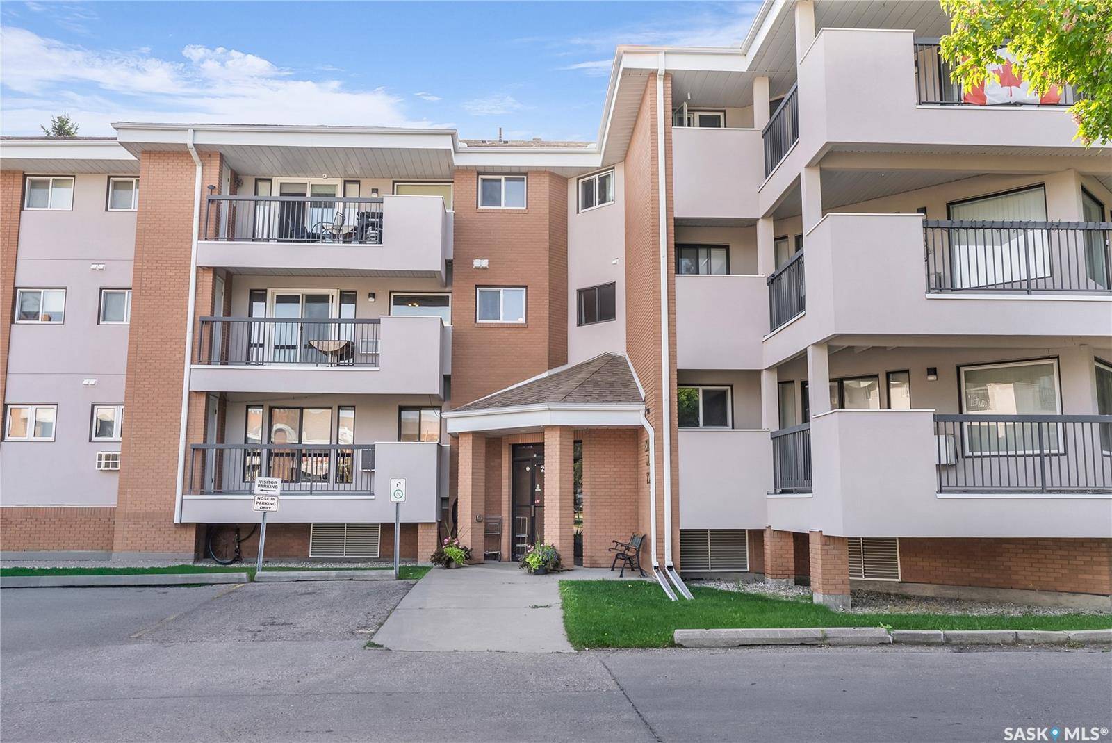 Saskatoon, SK S7K 7Z3,209D Cree PLACE #233