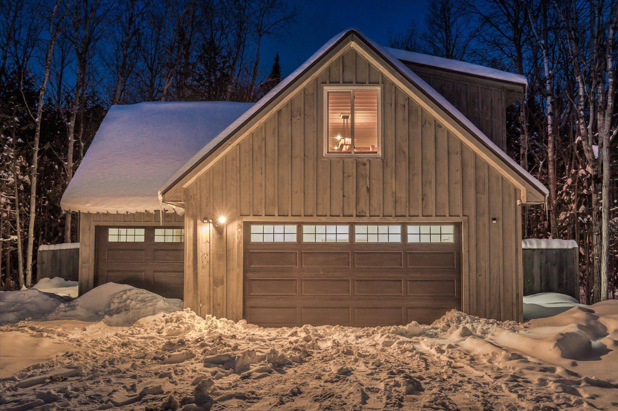 Northern Bruce Peninsula, ON N0H 1W0,102 Cape Chin North RD N