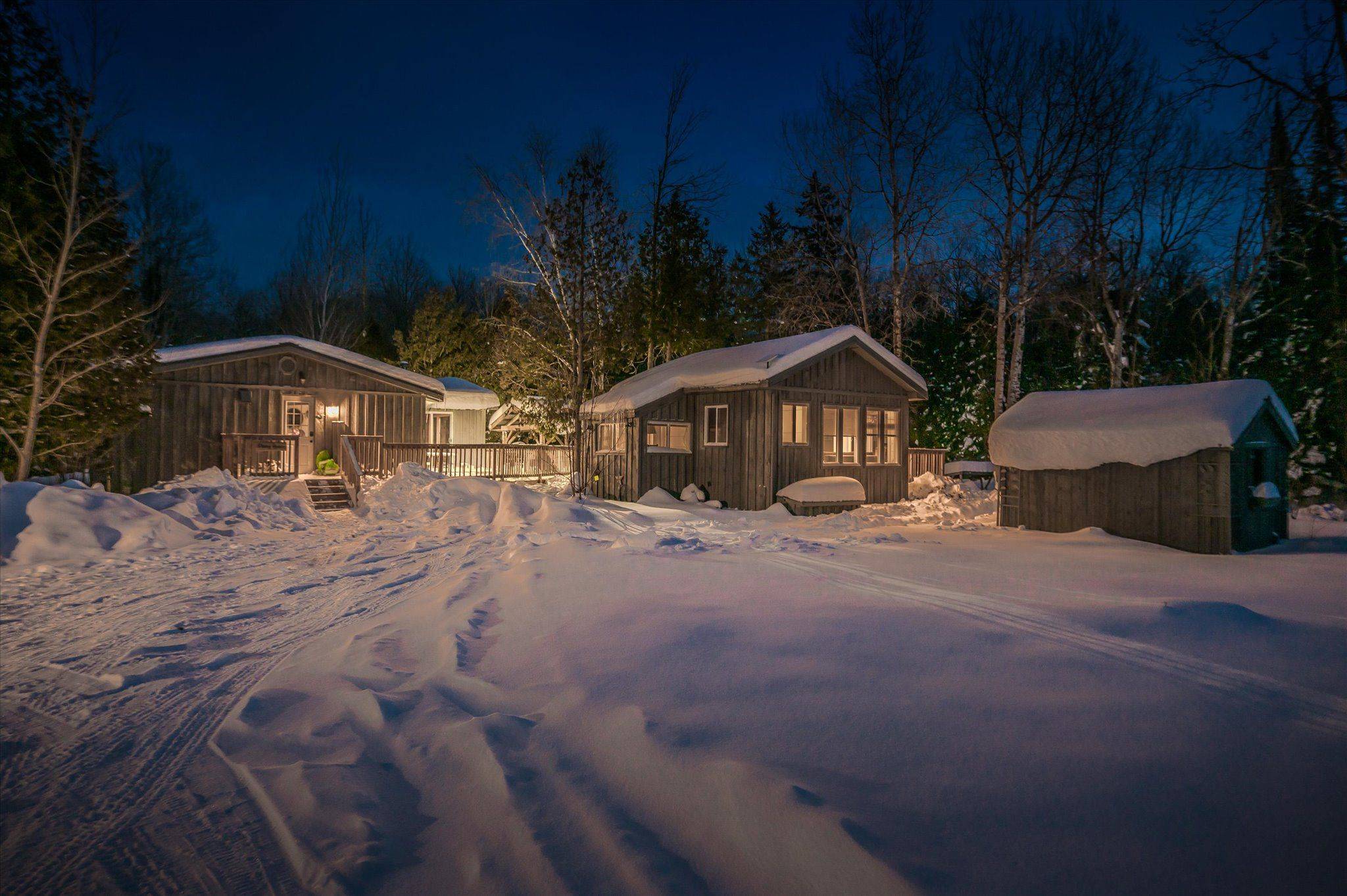 Northern Bruce Peninsula, ON N0H 1W0,102 Cape Chin North RD N