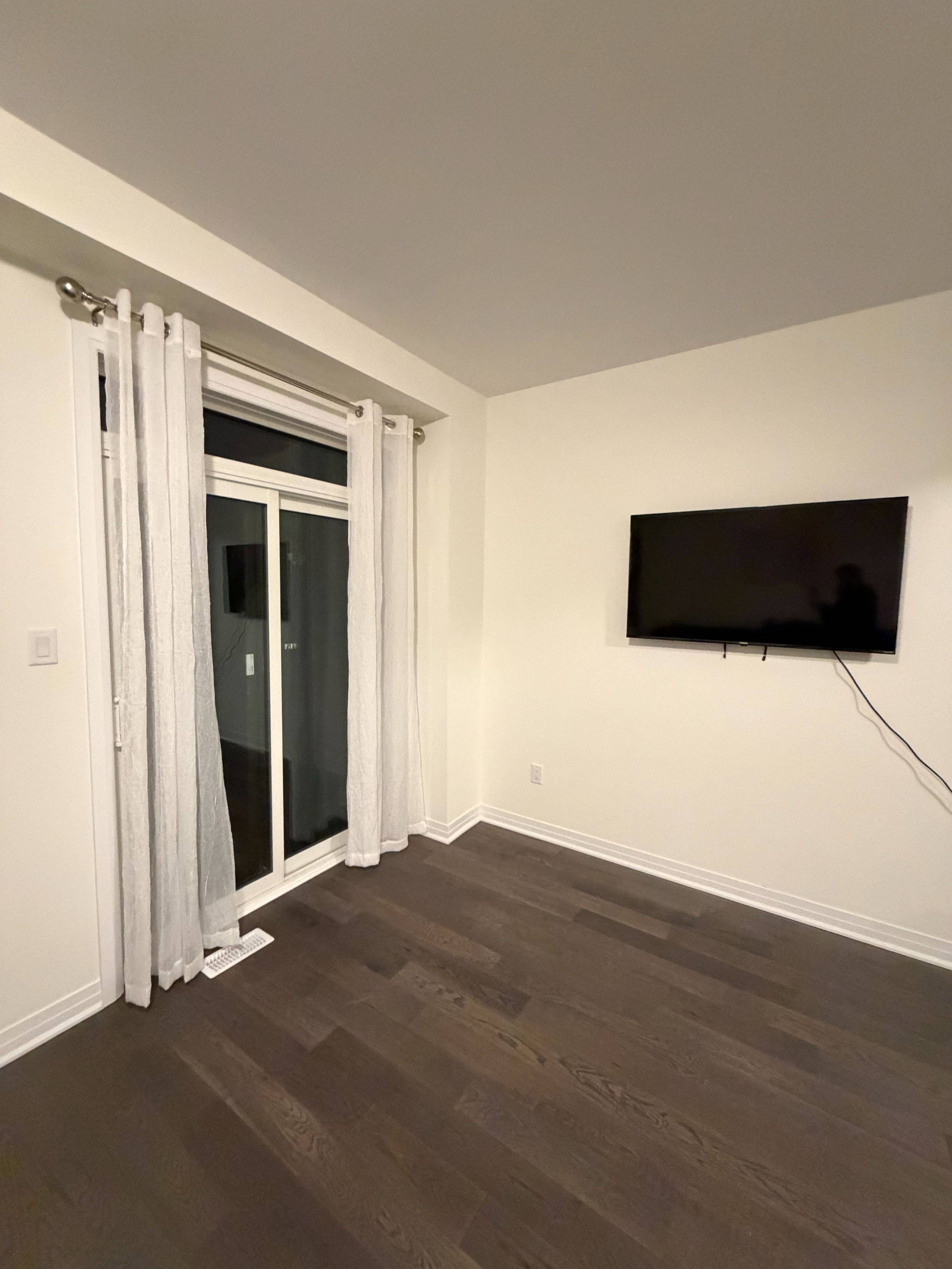 Brantford, ON N3T 0K1,141 Gillespie DR