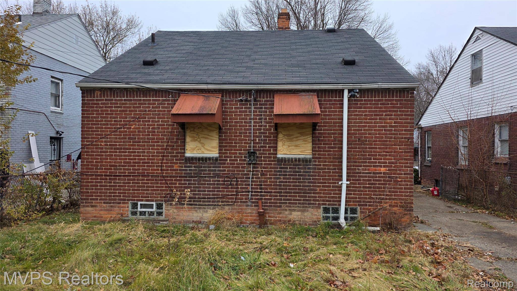 Detroit, MI 48213,14728 Wilfred ST