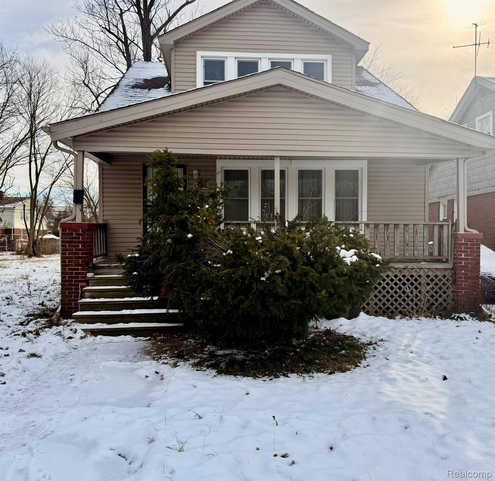 Detroit, MI 48213,13406 Elmdale ST