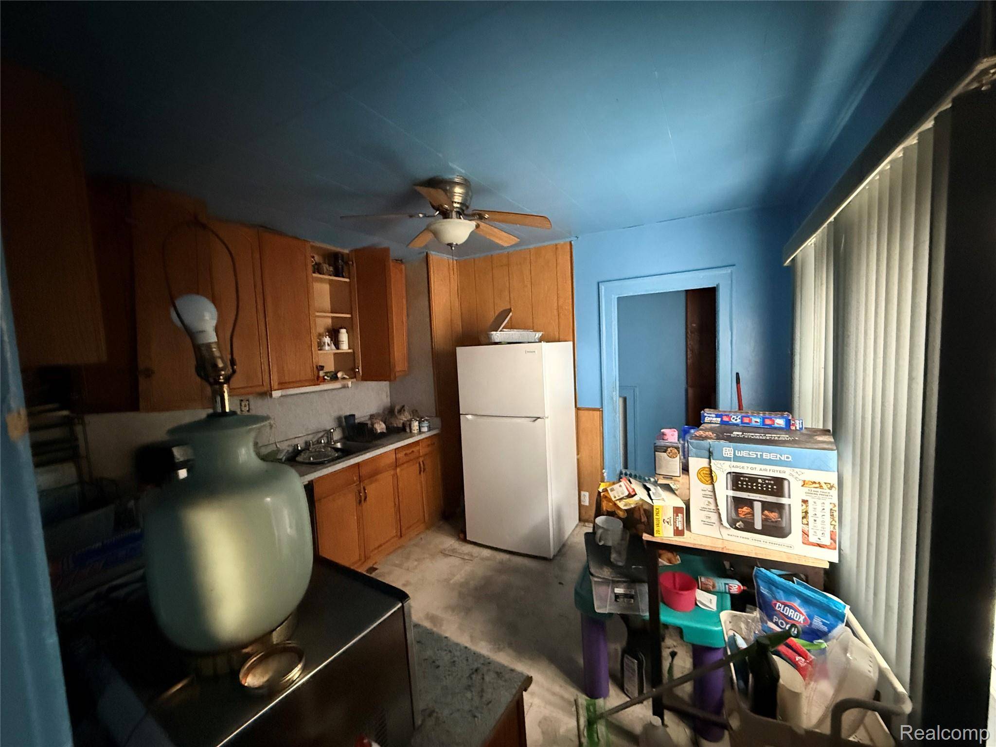 Detroit, MI 48213,13406 Elmdale ST