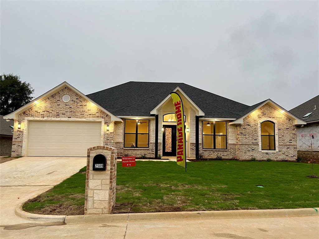 Longview, TX 75601,2509 Windmill Lane