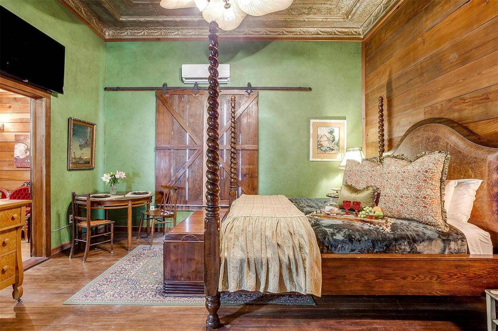 Stephenville, TX 76401,1092 W Tarleton Street