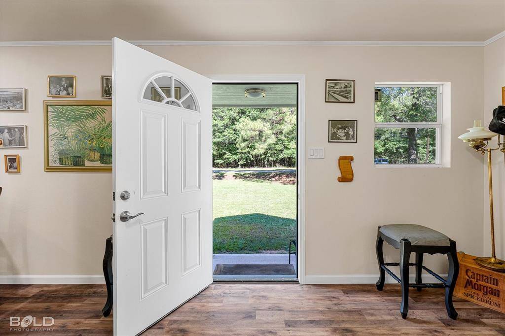 Benton, LA 71006,326 Montgomery Lane